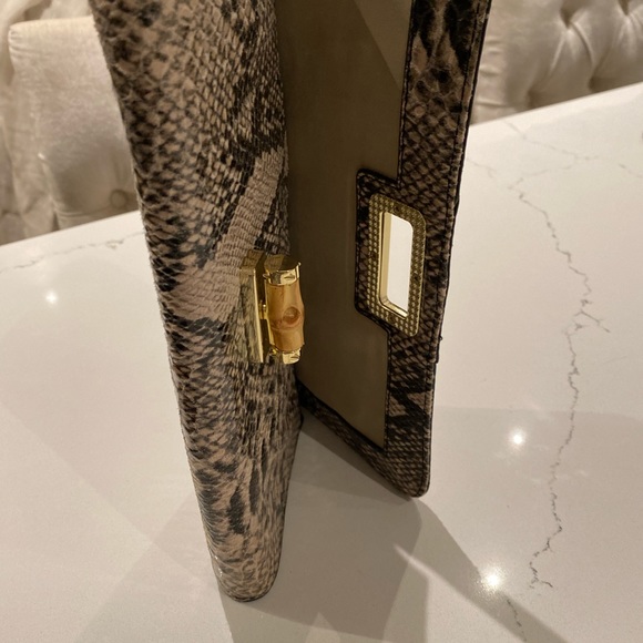 Reptile print clutch - Picture 5 of 5